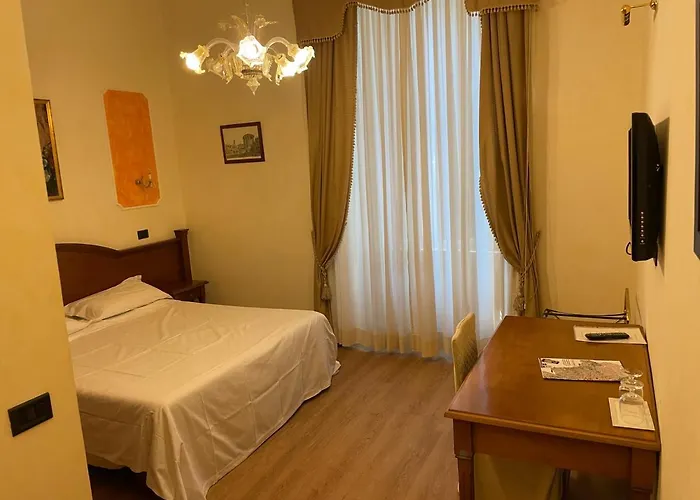 Le Petit Real 4* Рим