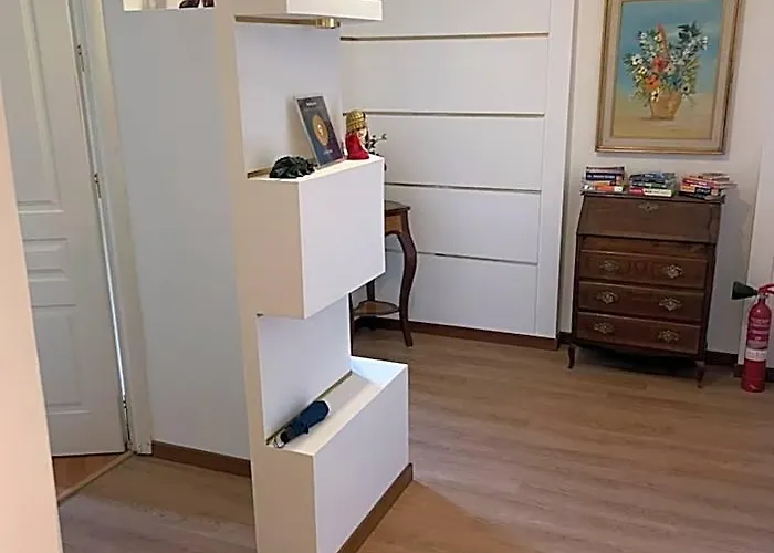 Le Petit Real Гостевой дом Рим